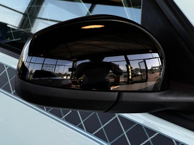 Renault TWINGO 1.0 SCE La Parisienne