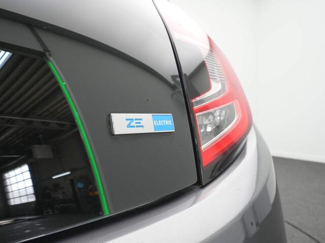 Renault TWINGO Z.E. R80 Collection - ¤2000 Subsidie - Eerste Eigenaar - Volledig Elektrisch - Allseason banden