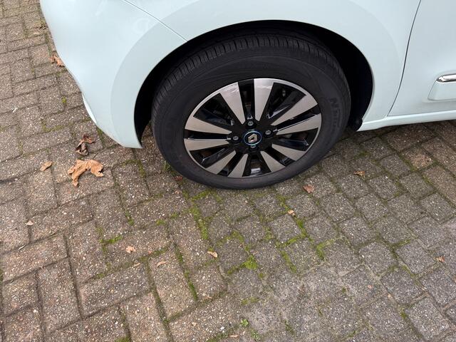 Renault TWINGO Z.E. R80 Intens 13950 MET SUBSIDIE NAVIGATIE GROOT SCHERM LICHTM.VELGEN