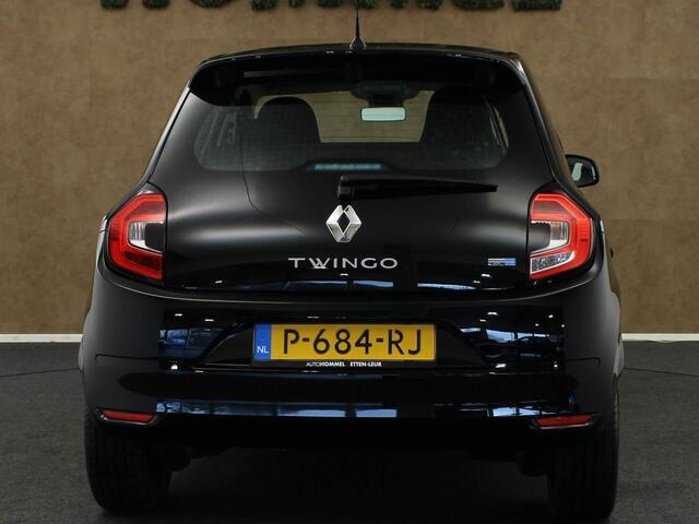 Renault TWINGO Z.E. R80 Collection - ORIGINEEL NEDERLANDSE AUTO - 60 KW - CLIMATE CONTROL - VOORSTOELEN VERWARMD - NAVIGATIE - BLUETOOTH - LICHT/ REGENSENSOR - ELEKTRISCHE RAMEN VOOR - CENTRALE VERGRENDELING MET AFSTANDSBEDIENING
