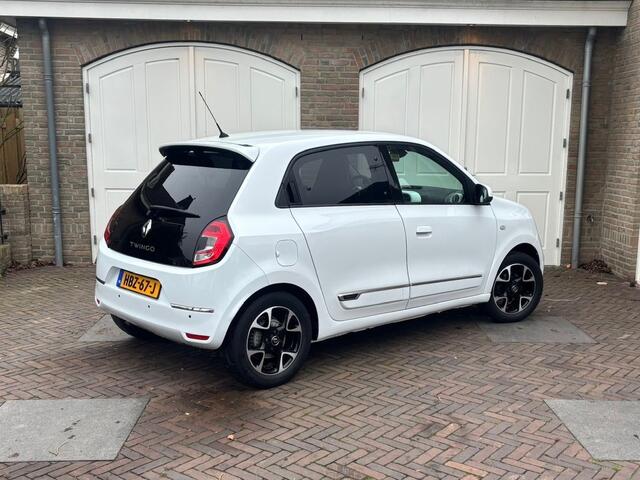 Renault TWINGO 0.9 TCe Intens met Car Play / Android Auto