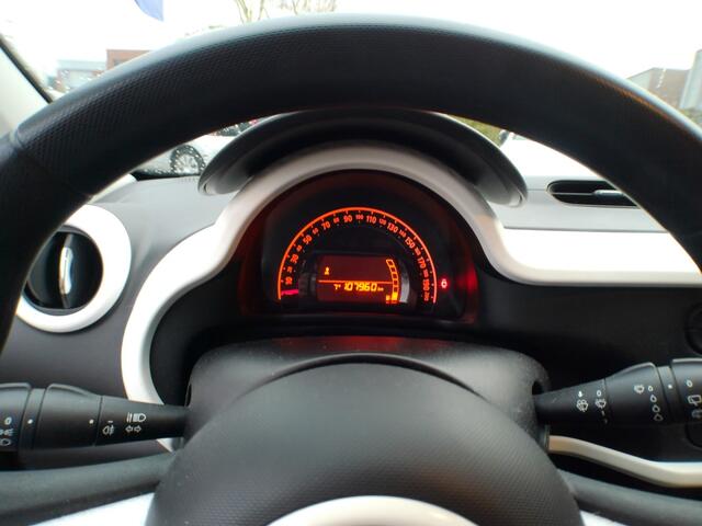 Renault TWINGO 1.0 SCe Collection