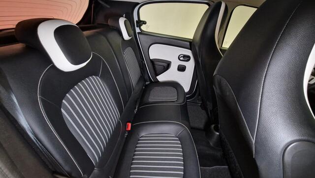 Renault TWINGO Z.E. R80 Intens | Navigatie | Achteruitrijcamera |