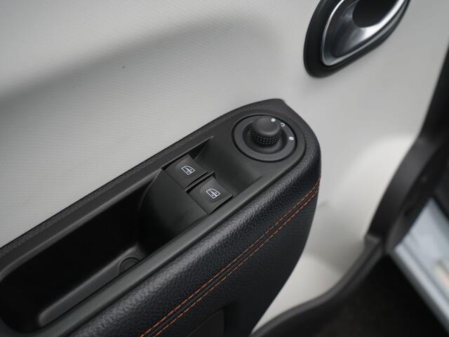 Renault TWINGO Z.E. R80 Série Limitée Vibes - Elektrisch Vouwdak - Apple Carplay/Android Auto - Achteruitrijcamera -