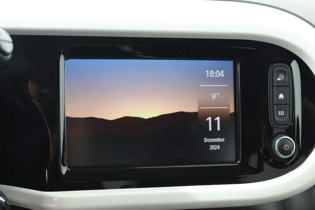 Renault TWINGO Z.E. R80 E-TECH TECHNO 22 KWH | Navi | Camera | Stoelverwarming