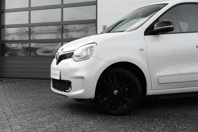 Renault TWINGO Z.E. URBAN NIGHT X R 80 PK 22 KW batterij | Metallic wit | Camera achter | NAVI | Apple car play | 4 seizoensbanden | LM Velgen | | incl. Bovag rijklaarpakket met 12 maanden garantie |