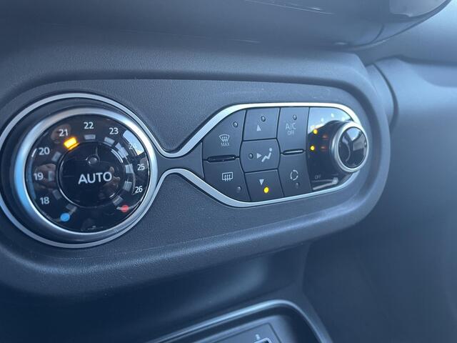 Renault TWINGO Z.E. R80 Intens / 1e Eig / Navigatie / Camera / LM Velgen / Stoelverwarming /
