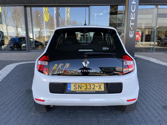 Renault TWINGO 1.0 SCe Collection BLUETOOTH / CRUISE CONTROL / 4 SEIZOENEN BANDEN / RADIO / SNELHEIDSBEGRENZER / 5 DEURS / AIRCO