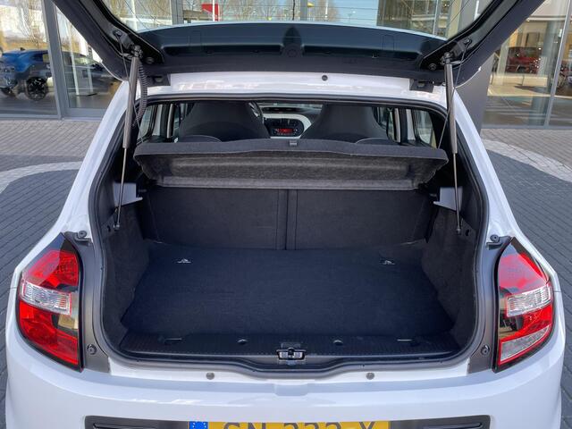 Renault TWINGO 1.0 SCe Collection BLUETOOTH / CRUISE CONTROL / 4 SEIZOENEN BANDEN / RADIO / SNELHEIDSBEGRENZER / 5 DEURS / AIRCO