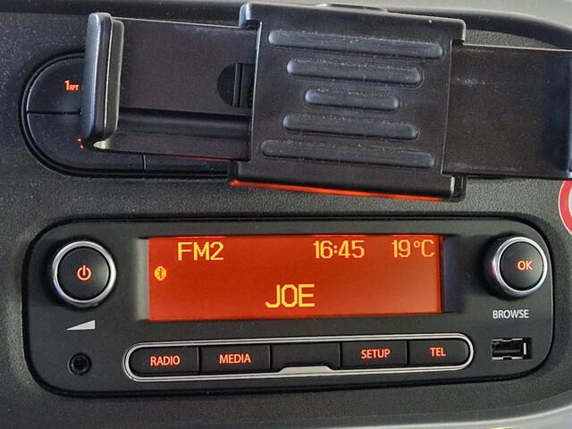 Renault TWINGO 1.0 SCe Limited AIRCONDITIONING | TELEFOONVOORBEREIDING | ACHTERSPOILER | STRIPING