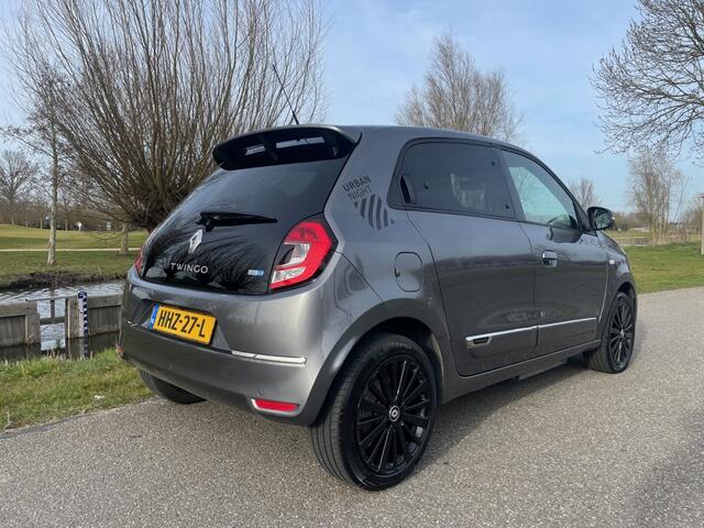 Renault TWINGO R80 E-Tech SL Urb.Night Full options incl. afleverbeurt en garan