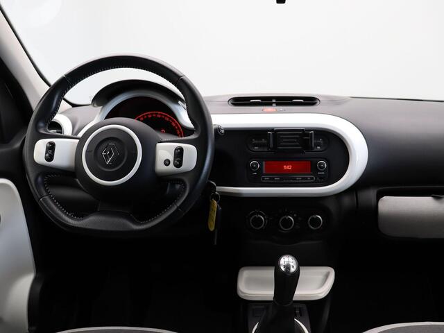 Renault TWINGO 1.0 SCe 70pk Limited | Dealer onderhouden | Lichtmetalen velgen | Cruise control | Parkeensensoren achter |