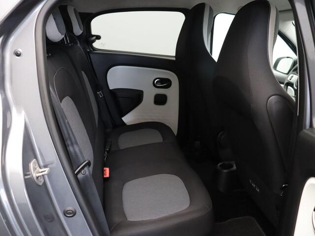 Renault TWINGO 1.0 SCe 70pk Limited | Dealer onderhouden | Lichtmetalen velgen | Cruise control | Parkeensensoren achter |