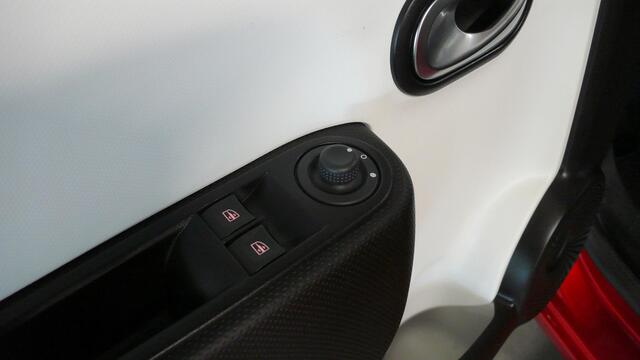 Renault TWINGO 0.9 TCe Intens | Airco | Cruise | Carplay