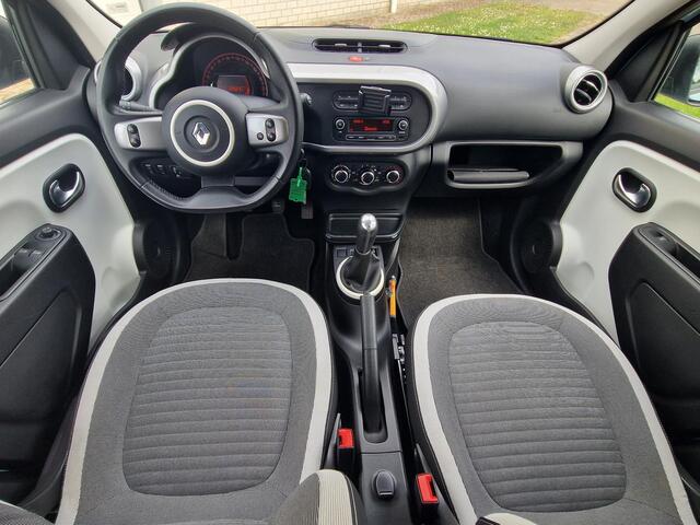 Renault TWINGO 1.0 SCe Limited / 1e Eigenaar / Dealer Onderhouden / All Seasons / Lichtmetalen Velgen / Parkeersensoren / Airco /