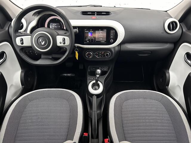 Renault TWINGO Z.E. R80 E-Tech Equilibre 22 kWh Automaat / Koop accu / Dealer onderhouden / 3 fase laden / Stoelverwarming / Navigatie via Apple Carplay Android /