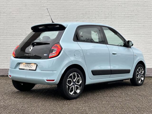 Renault TWINGO Z.E. R80 E-Tech Equilibre 22 kWh Automaat / Koop accu / Dealer onderhouden / 3 fase laden / Stoelverwarming / Navigatie via Apple Carplay Android /