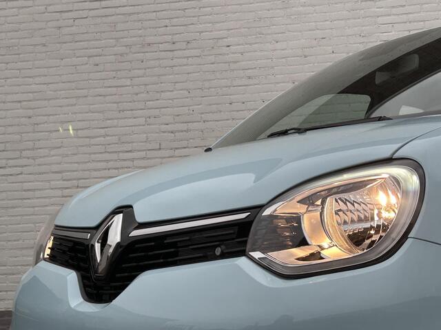 Renault TWINGO Z.E. R80 E-Tech Equilibre 22 kWh Automaat / Koop accu / Dealer onderhouden / 3 fase laden / Stoelverwarming / Navigatie via Apple Carplay Android /