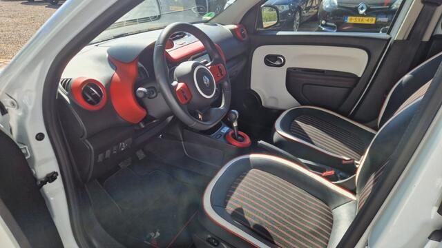 Renault TWINGO Intens Le Coq Sportif Tce 90 EDC-Automaat