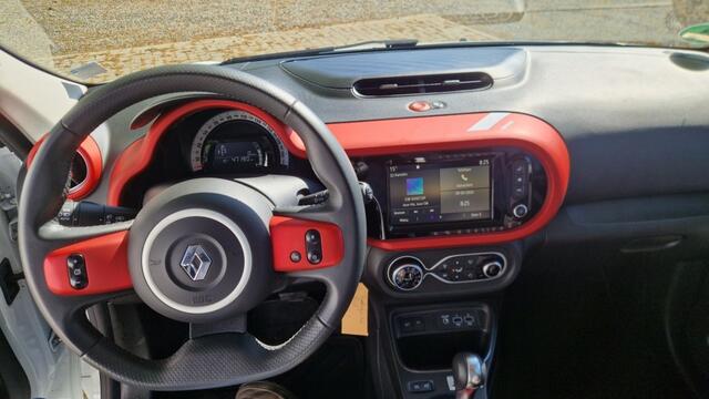 Renault TWINGO Intens Le Coq Sportif Tce 90 EDC-Automaat