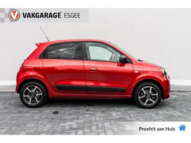 Renault TWINGO 0.9 TCe Intens 90 PK MOTOR UNIEK EN RIJKLAAR. | Climat | 15 inch LMV | DAB Radio | | Cruise control |