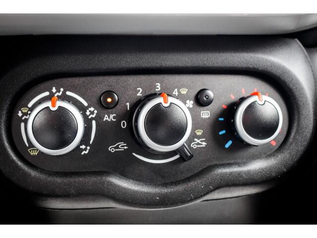 Renault TWINGO 0.9 TCe Intens 90 PK MOTOR UNIEK EN RIJKLAAR. | Climat | 15 inch LMV | DAB Radio | | Cruise control |
