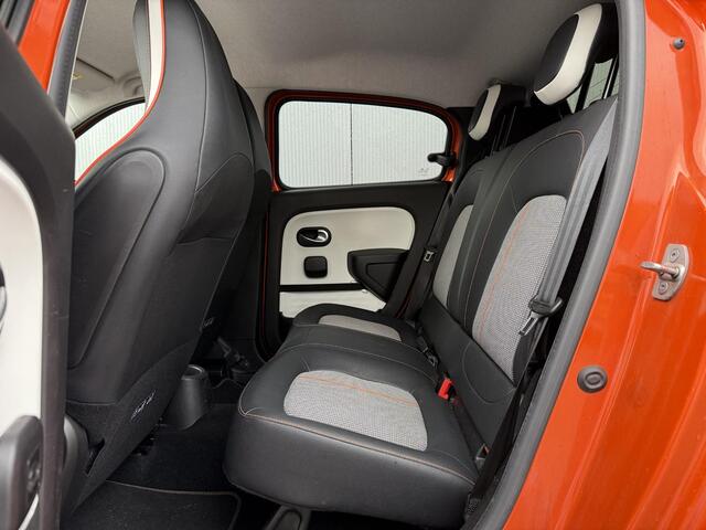 Renault TWINGO Z.E. R80 Série Limitée Vibes / Navigatie / Stoelverwarming / Climate Control / Cruise Control / Achteruitrijcamera / NL Auto /