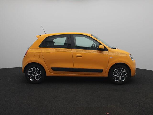 Renault TWINGO 1.0 SCe Collection | Renault EASY LINK multimediasysteem incl. DAB+ met Android Auto en Apple CarPlay | Met leder bekleed stuurwiel | Pack Look Interieur 'Noir' |