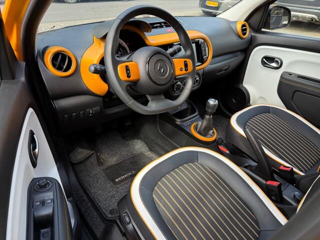 Renault TWINGO 1.0 SCE INTENS BJ.2020 LUXE UITVOERING! CLIMATE LAGE KM!!!