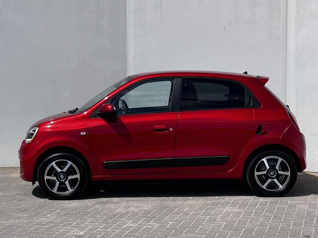 Renault TWINGO 0.9 TCe Limited / Zeer weinig km / Dealer onderhouden / Stoelverwarming / Airco / All Season banden / 15" Lichtmetalen wielen /