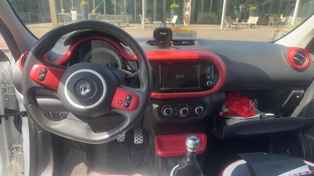 Renault TWINGO 0.9 TCe 90pk Dynamique / Navigatie / Parkeersensoren