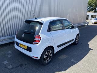 renault-twingo-1.0-sce-collection-4