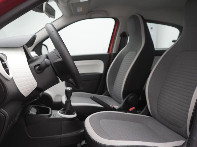 Renault TWINGO SCe 70 Collection - RIJKLAARPRIJS - All Seasonbanden - Cruise Control - Lage kilometerstand!
