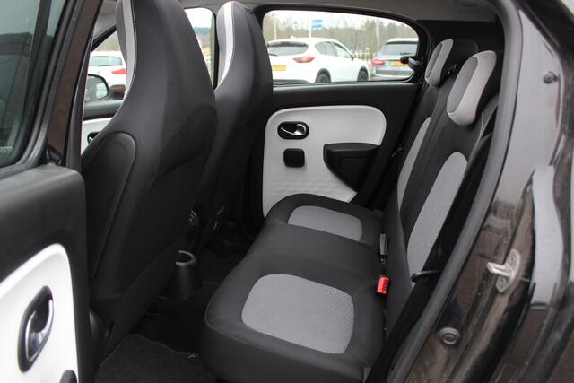Renault TWINGO 1.0 SCe Dynamique / Parkeersensor achter / Bluetooth / DAB / Airco / Radio / MF Stuurwiel