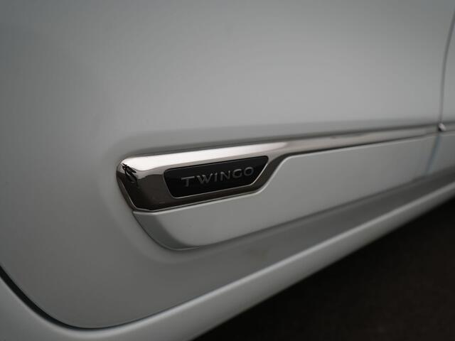 Renault TWINGO TCe 90 EDC Intens - RIJKLAARPRIJS - Automaat - Achteruitrijcamera - Cruise Control - Apple Carplay/Android