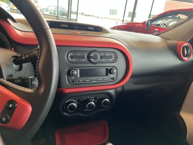 Renault TWINGO 1.0 SCe Intens