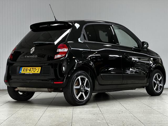 Renault TWINGO 1.0 SCe Limited/ Dealer Onderhouden!/ 15'' LMV/ PDC/ Extra Getint glas/ Airco/ Snelheids Lim./ DAB+/ Elek. pakket/ Isofix/ Bluetooth/ Multi. LEDER. Stuur/ LED Dagrijverl.