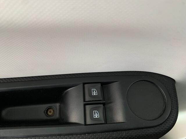 Renault TWINGO 1.0 SCe Limited