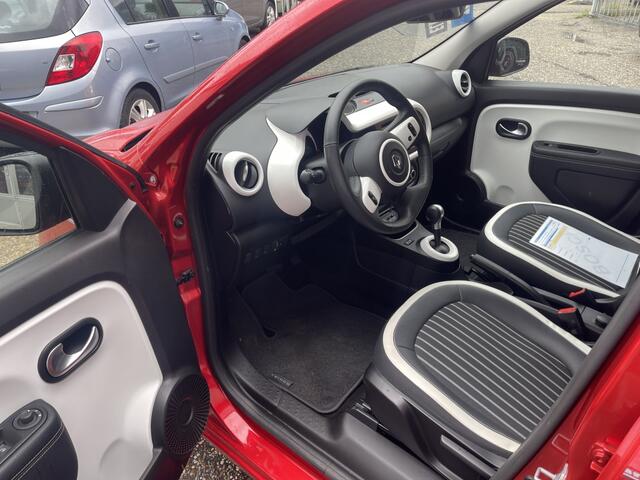 Renault TWINGO R80 E-Tech Techno