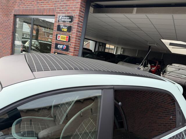 Renault TWINGO 1.0 SCe Série Signature La Parisienne