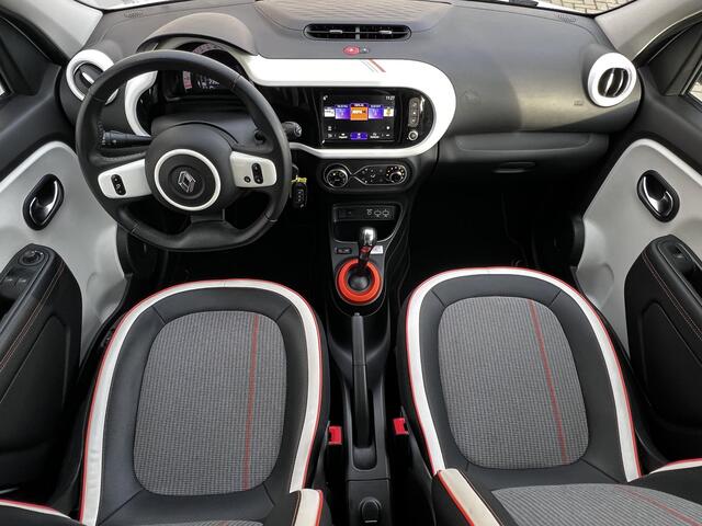 Renault TWINGO Z.E. 22KWh Vibes Automaat / Dealer onderhouden / Accu SoH 93,96 % / WLTP 186 km stad 261 km / Navigatie via Apple Carplay Android / Stoelverwarming / 16" LM wielen met All Season banden /