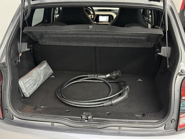 Renault TWINGO Z.E. R80 E-Tech Techno 22 kWh | Achteruitrijcamera | Navigatie | Climate Control | Apple CarPlay / Android Auto |