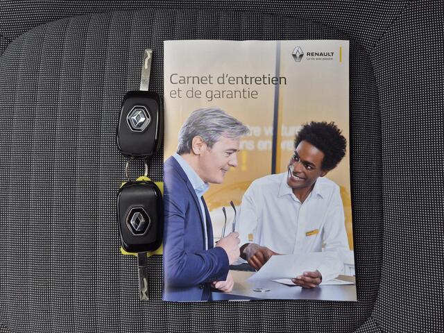 Renault TWINGO Z.E. R80 E-Tech Equilibre 22 kWh Automaat / Accu SOH 95,73% / Dealer onderhouden / WLTP 186 Km stad 261 Km / Drie fase laden / Cruise control / Navigatie via Apple Carplay of Android Auto / Parkeersensoren achter /