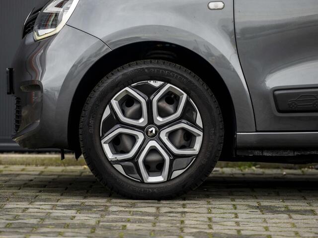 Renault TWINGO 1.0 SCe Collection apple carplay.