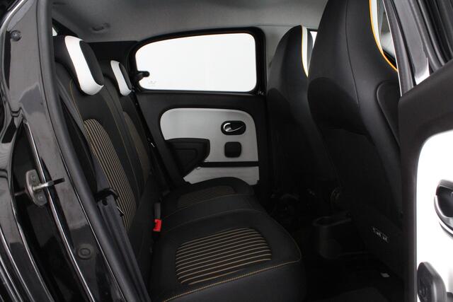 Renault TWINGO 0.9 TCe Intens > 92pk Automaat / Navigatie via Apple Carplay/Android Auto / cruise control