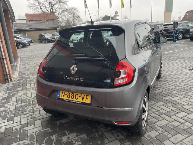 Renault TWINGO Z.E. R80 Intens / PARKEERSENSOREN / ACHTERUITRIJCAMERA / MULTIMEDIASCHERM / APPLE ANDROID CARPLAY