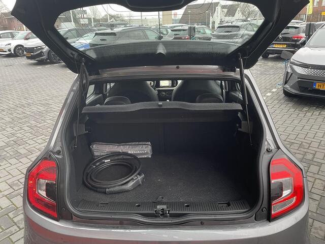 Renault TWINGO Z.E. R80 Intens / PARKEERSENSOREN / ACHTERUITRIJCAMERA / MULTIMEDIASCHERM / APPLE ANDROID CARPLAY