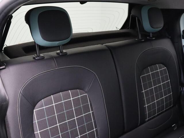 Renault TWINGO 0.9 TCe 90pk Intens ''La Parisiene'' | Stoffen vouwdak | Achteruitrijcamera | LMV | Climate control | Navigatie |