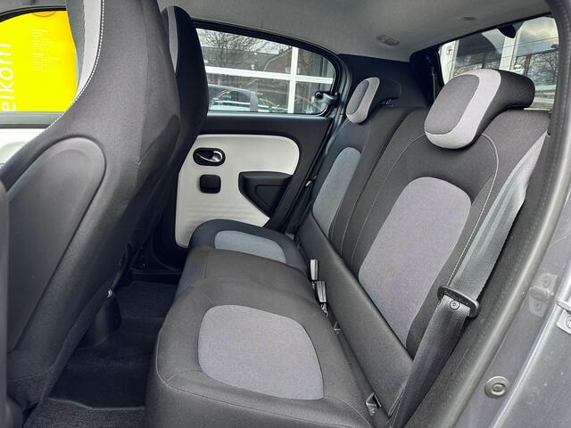 Renault TWINGO Z.E. R80 E-Tech Equilibre 22 kWh NIEUWSTAAT / LUXE UITVOERING !!