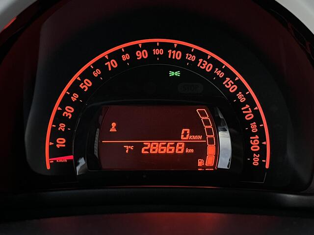 Renault TWINGO 1.0 SCe Collection | Apple CarPlay / Android Auto | Airco | Bluetooth | DAB+ |